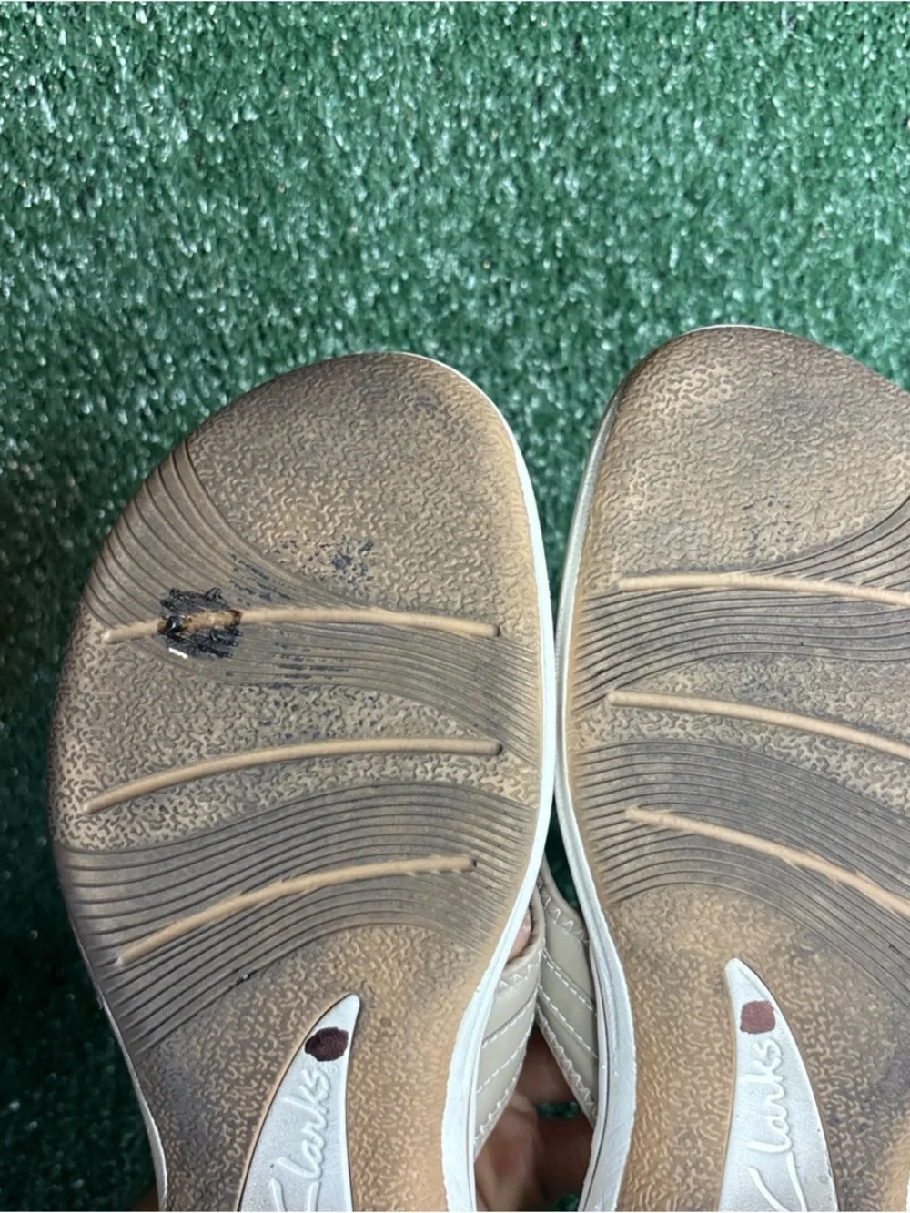 Clarks Cloud Steppers Breeze Sea‎ Women Size 12 Tan Thong Flip Flop Sandals Shoe